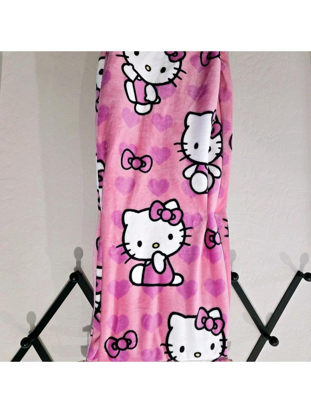 Sanrio Hello Kitty Plush Throw Blanket 50”x70” Pink Bows And Hearts Valentines